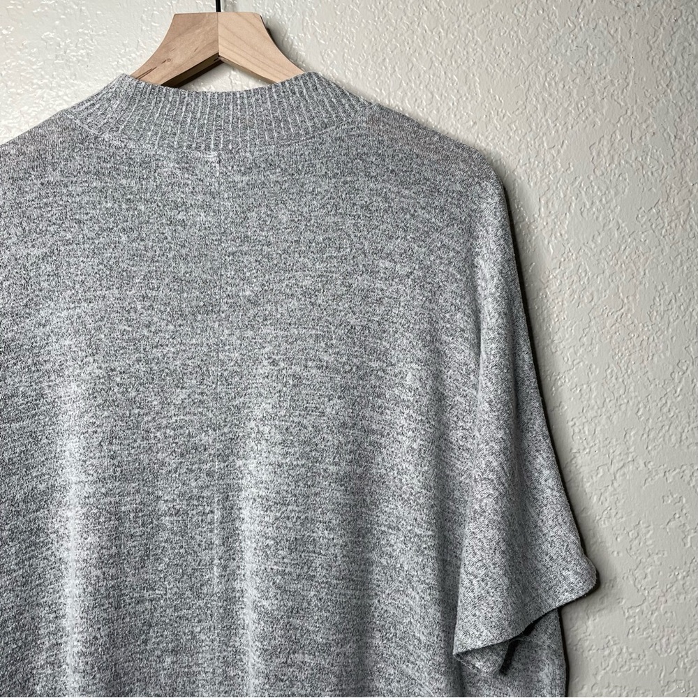 Gap Short Sleeve Women’s Mock Neck Blouse Top - Picture 6 of 10